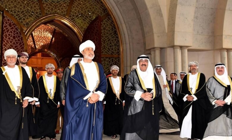 زيارة سلطان عمان الى الكويت