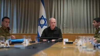 وزير الدفاع الاسرائيلي متحدثاً عن التوتر مع حزب الله