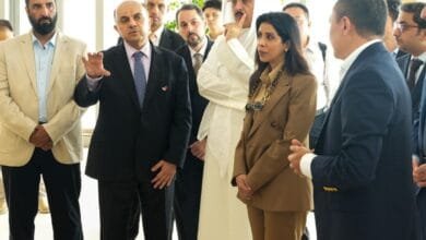 وزيرة الاشغال اثناء زيارتها لتعزيز الشراكة بين الكويت والصين